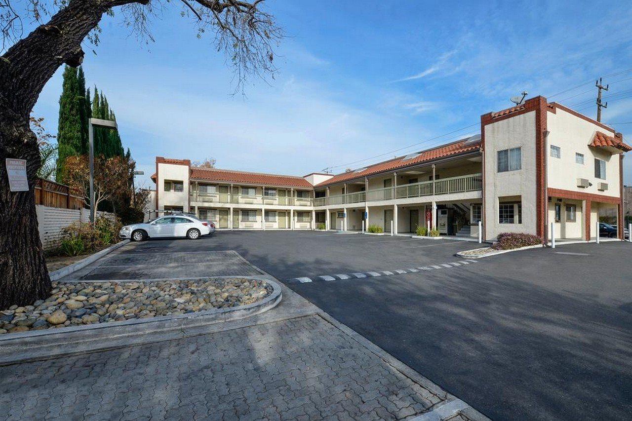 Americas Best Value Inn San Jose Convention Center Exterior foto