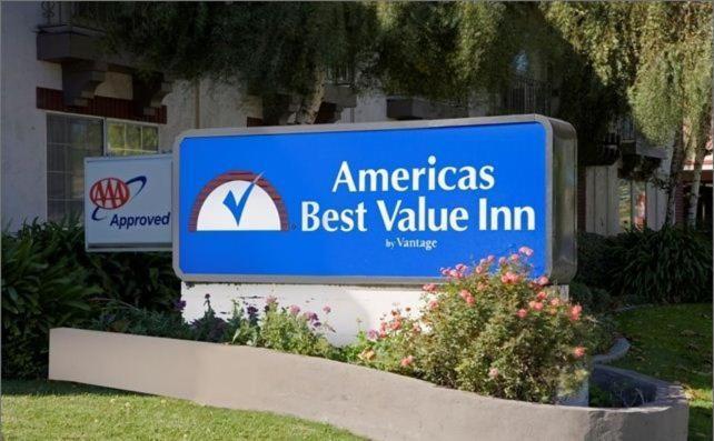 Americas Best Value Inn San Jose Convention Center Exterior foto